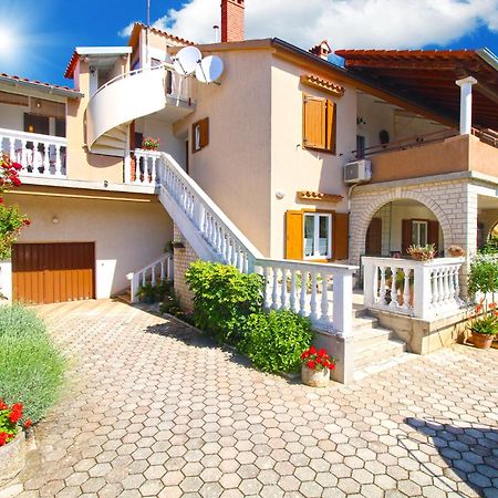 מדולין Apartments Munida 734 מראה חיצוני תמונה